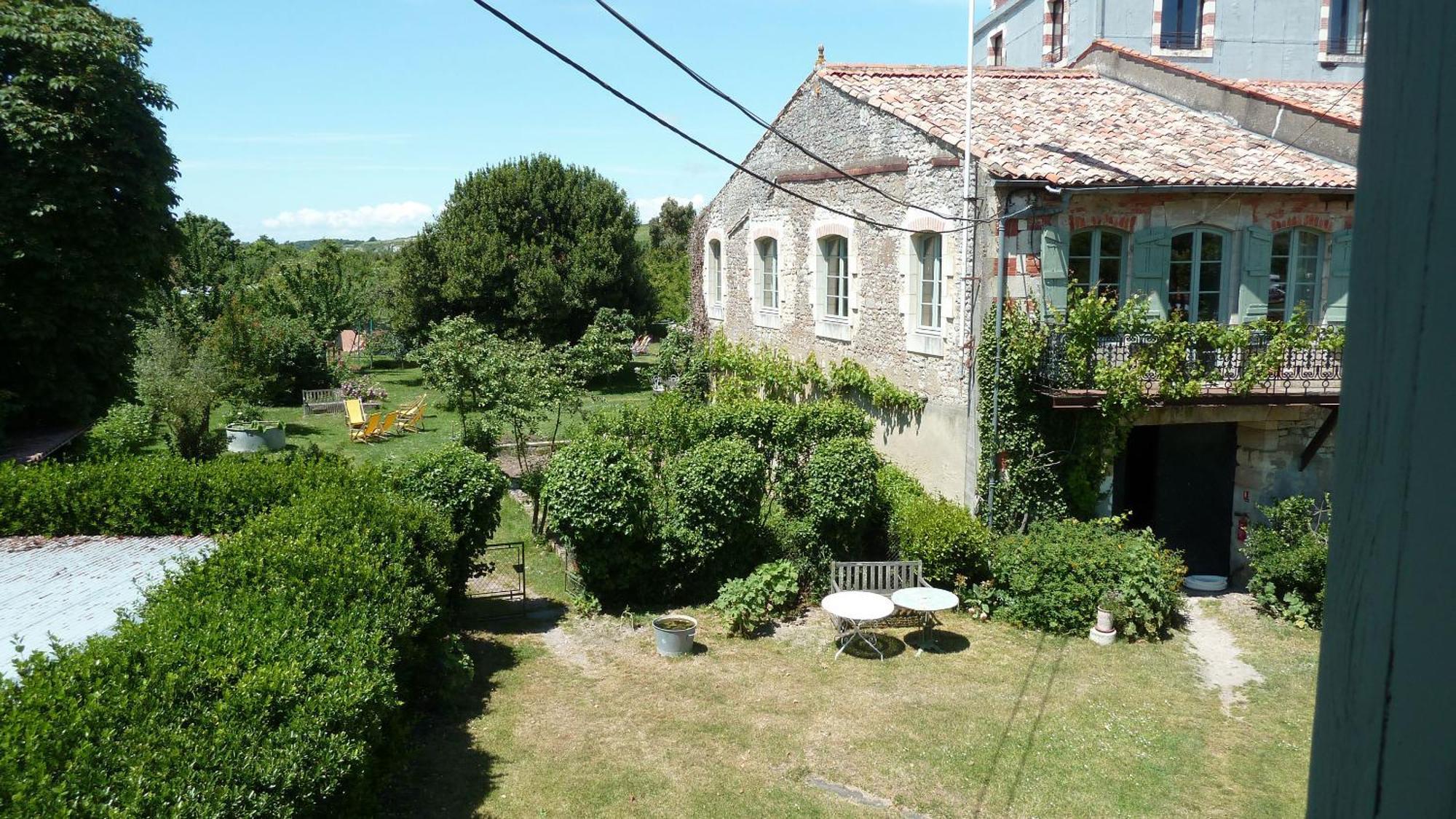 Le Domaine Du Meunier Hotel Mortagne-sur-Gironde Quarto foto